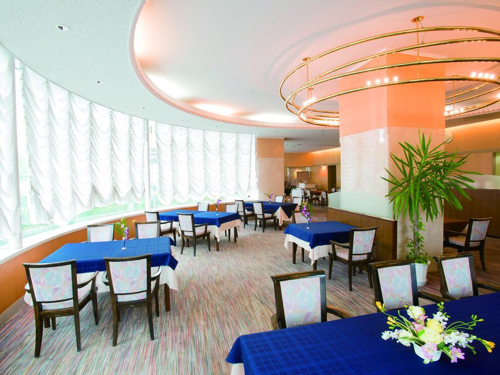 Hotel Crown Palais Kofu Exterior photo