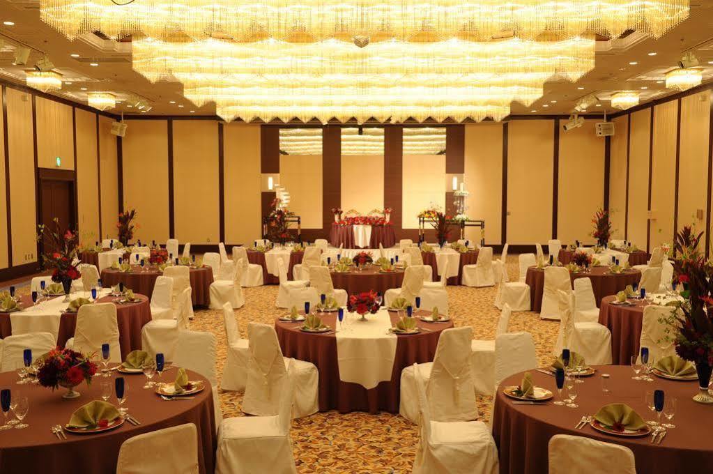 Hotel Crown Palais Kofu Exterior photo